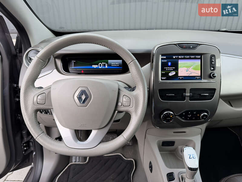 Хэтчбек Renault Zoe 2018 в Дубно