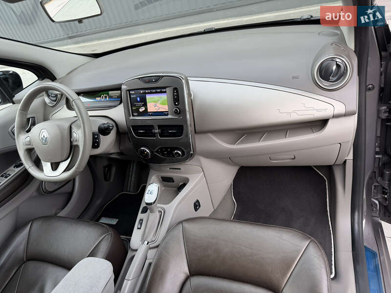 Хэтчбек Renault Zoe 2018 в Дубно