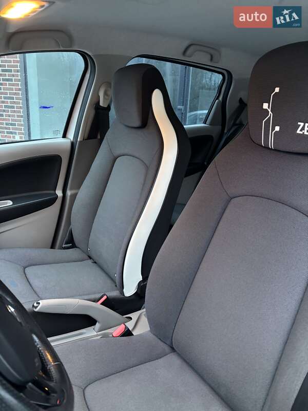 Хэтчбек Renault Zoe 2015 в Тернополе