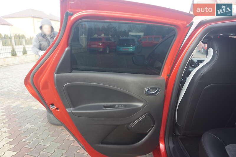 Хэтчбек Renault Zoe 2020 в Самборе фото 45 Хэтчбек Renault Zoe 2020 в Самборе