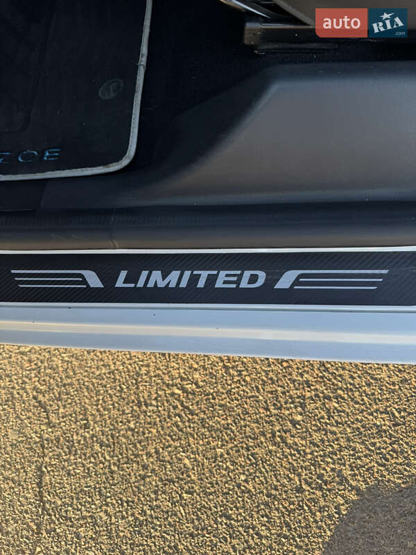 Хэтчбек Renault Zoe 2020 в Пустомытах