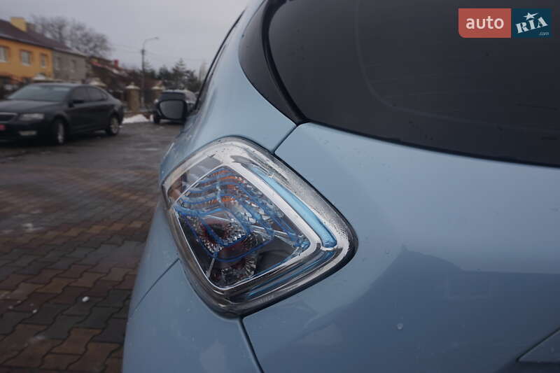 Хэтчбек Renault Zoe 2015 в Самборе фото 26 Хэтчбек Renault Zoe 2015 в Самборе