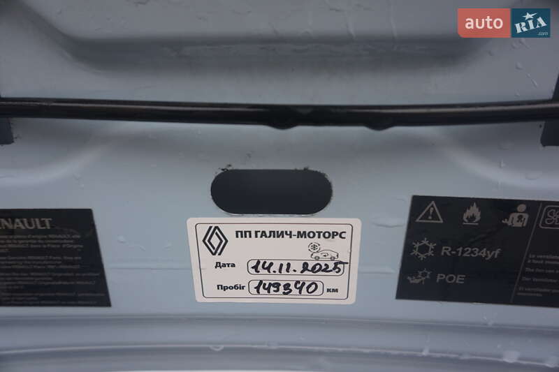 Хэтчбек Renault Zoe 2015 в Самборе фото 62 Хэтчбек Renault Zoe 2015 в Самборе