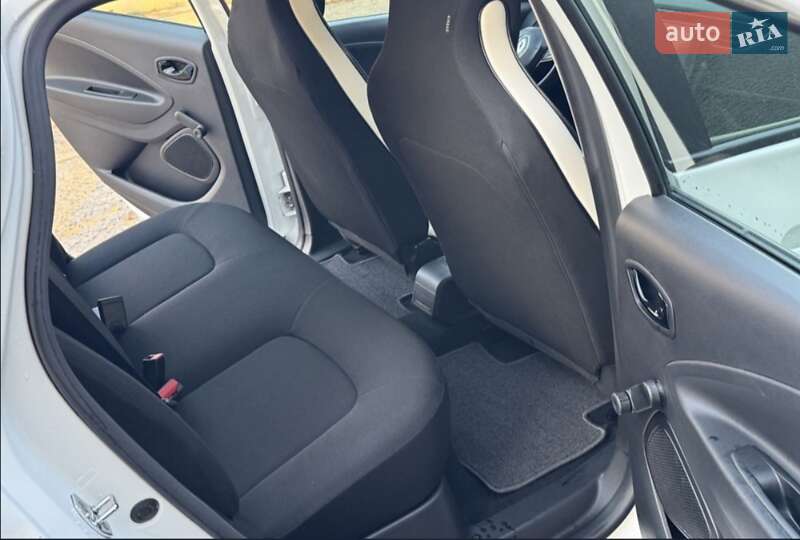 Хэтчбек Renault Zoe 2020 в Дубно