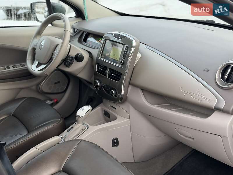 Хэтчбек Renault Zoe 2018 в Луцке фото 17 Хэтчбек Renault Zoe 2018 в Луцке