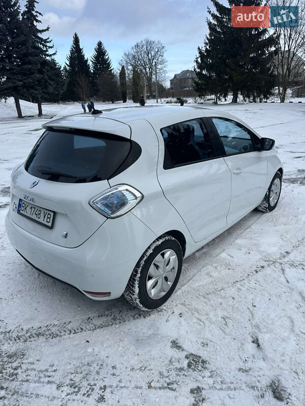 Хэтчбек Renault Zoe 2013 в Дубно