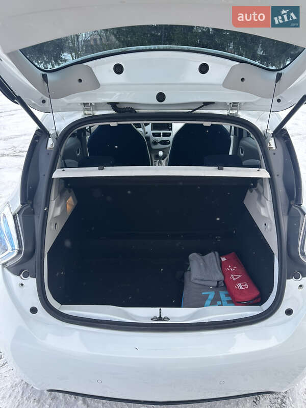 Хэтчбек Renault Zoe 2013 в Дубно