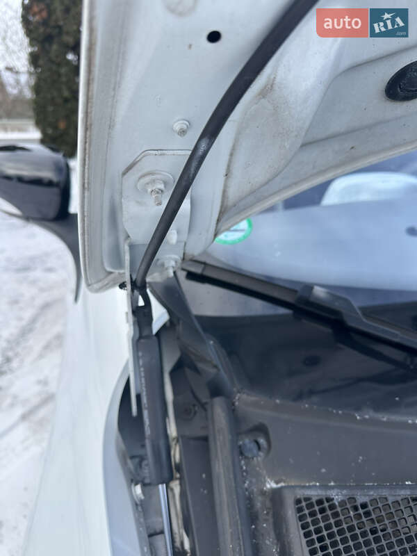 Хэтчбек Renault Zoe 2013 в Дубно