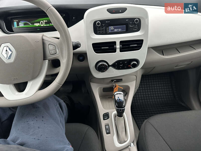 Хэтчбек Renault Zoe 2017 в Сокале