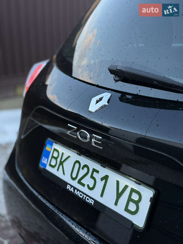 Хетчбек Renault Zoe 2014 в Дубні