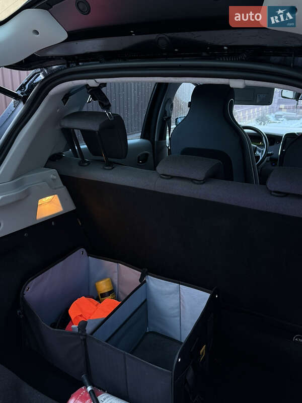 Хетчбек Renault Zoe 2014 в Дубні