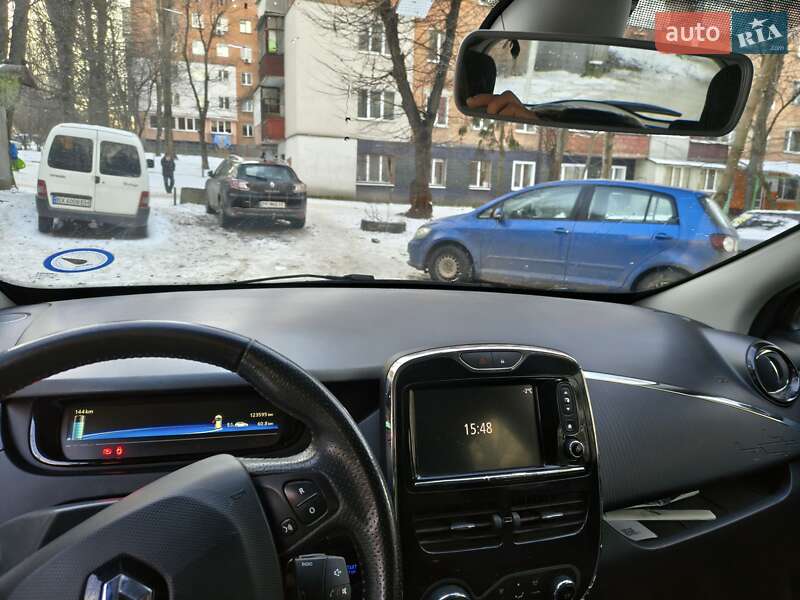 Хэтчбек Renault Zoe 2017 в Хмельницком