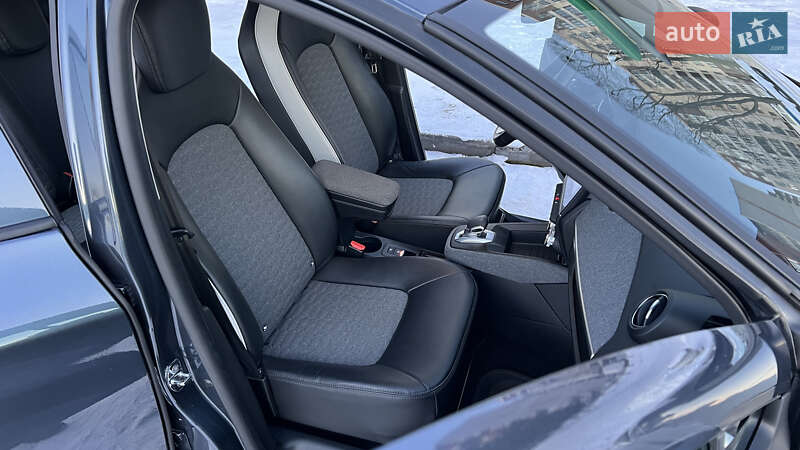 Хетчбек Renault Zoe 2021 в Тернополі