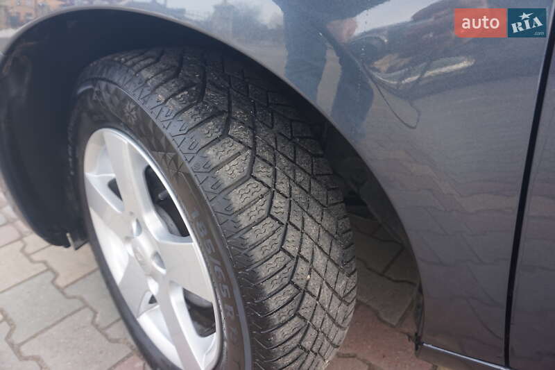 Хэтчбек Renault Zoe 2018 в Самборе фото 64 Хэтчбек Renault Zoe 2018 в Самборе