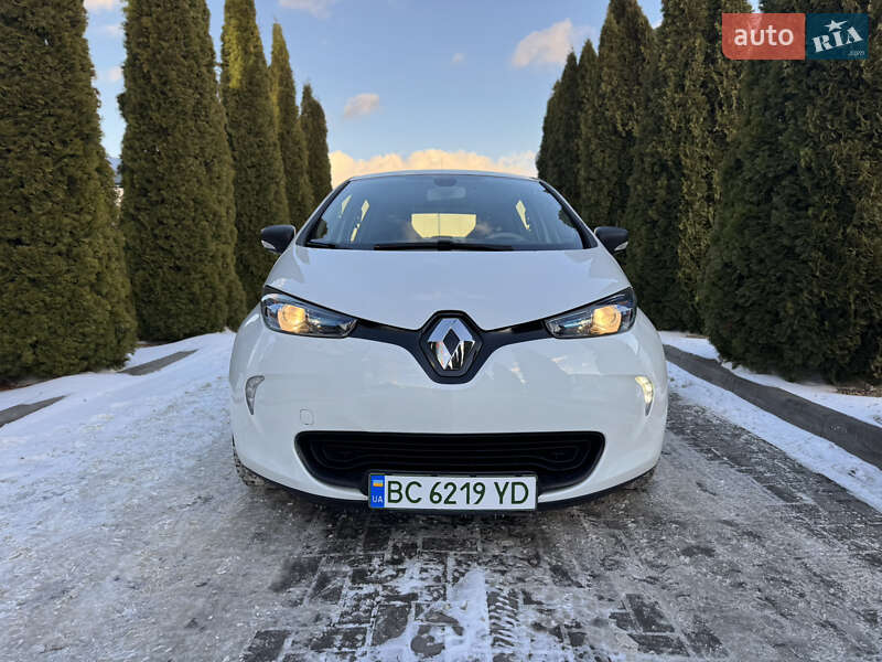 Хэтчбек Renault Zoe 2017 в Городке