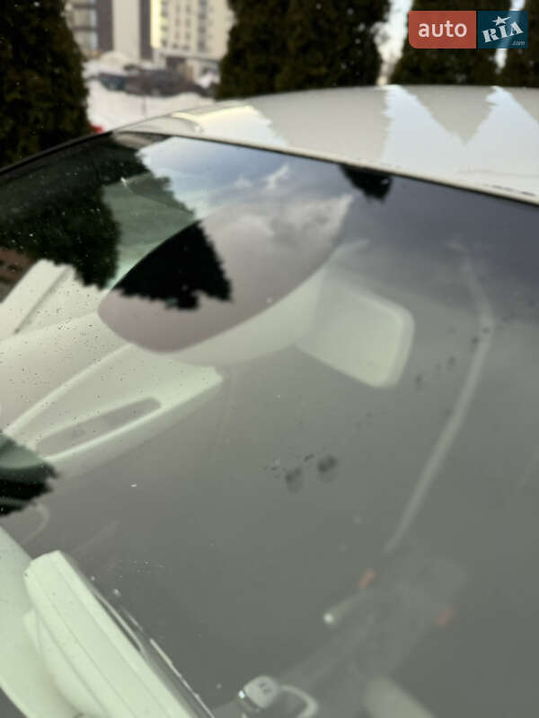 Хэтчбек Renault Zoe 2017 в Городке