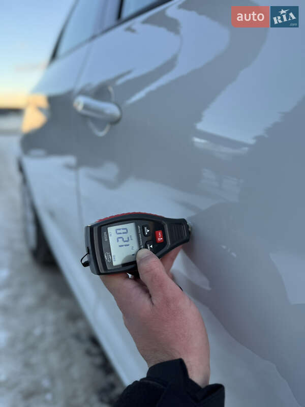 Хэтчбек Renault Zoe 2017 в Городке