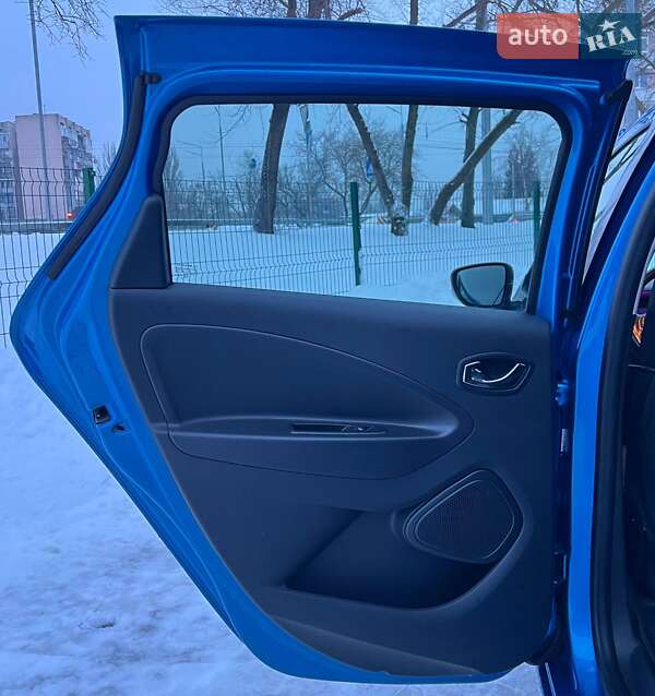 Хэтчбек Renault Zoe 2018 в Киеве