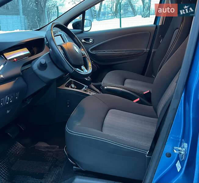 Хэтчбек Renault Zoe 2018 в Киеве