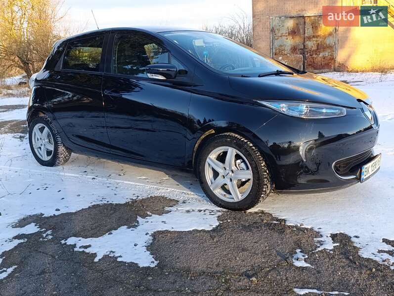 Хэтчбек Renault Zoe 2018 в Дубно