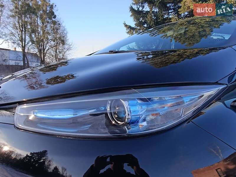 Хэтчбек Renault Zoe 2018 в Дубно