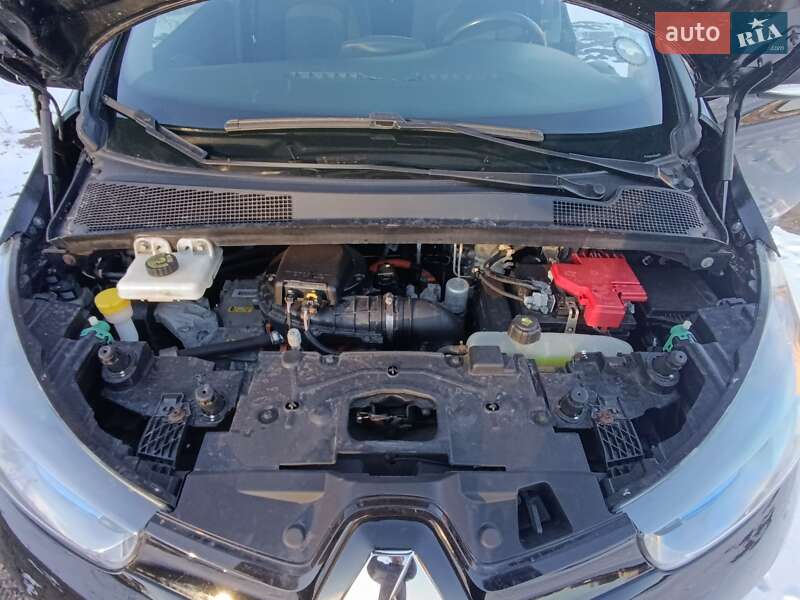 Хэтчбек Renault Zoe 2018 в Дубно