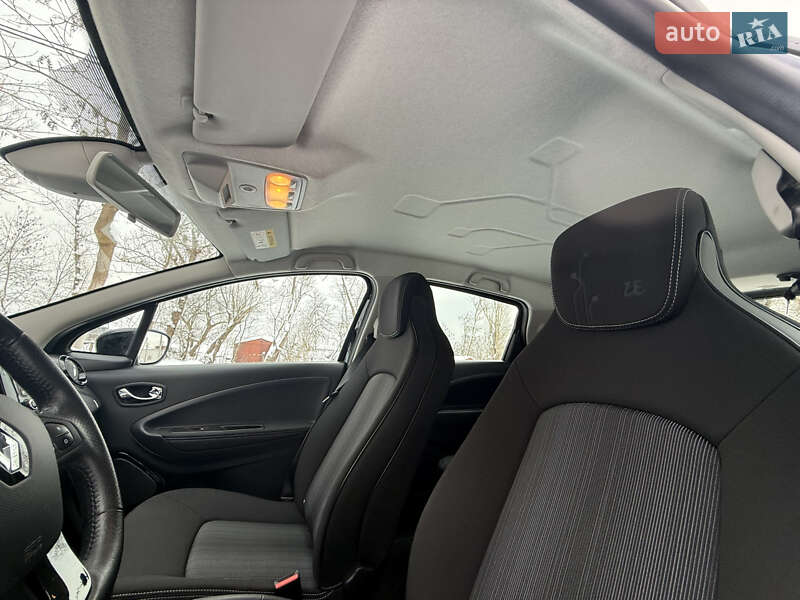 Хэтчбек Renault Zoe 2017 в Ужгороде