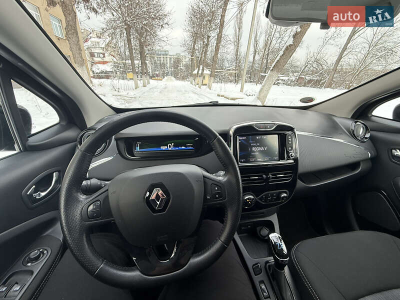 Хэтчбек Renault Zoe 2017 в Ужгороде