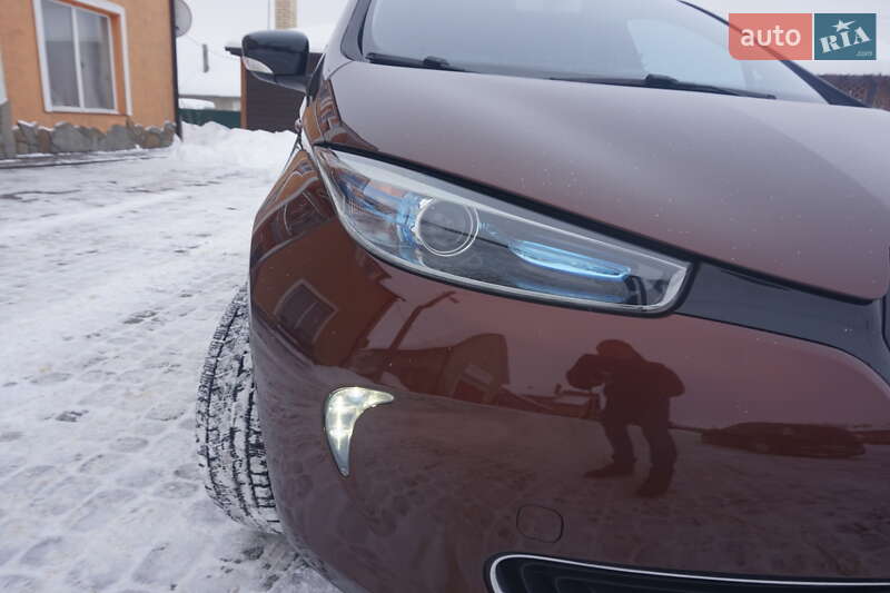 Хэтчбек Renault Zoe 2015 в Самборе