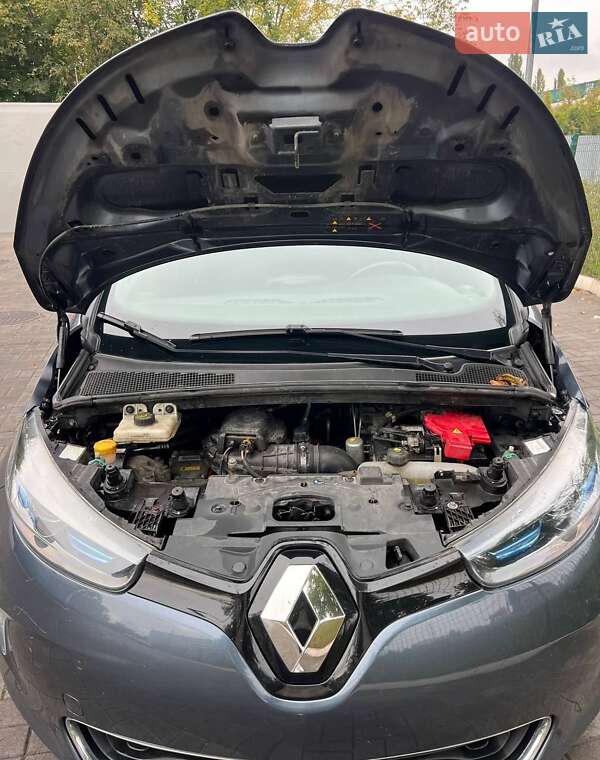 Хэтчбек Renault Zoe 2017 в Киеве фото 21 Хэтчбек Renault Zoe 2017 в Киеве
