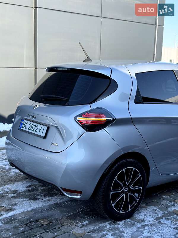 Хэтчбек Renault Zoe 2020 в Самборе