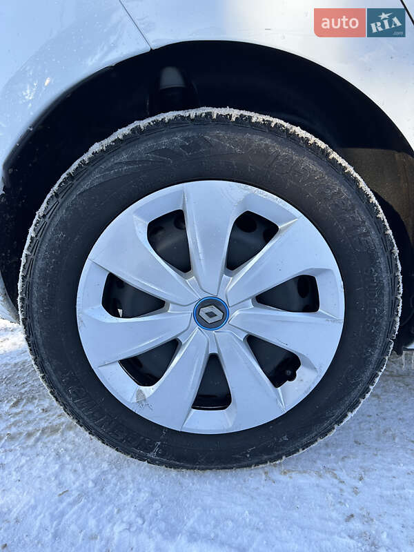 Хэтчбек Renault Zoe 2019 в Луцке