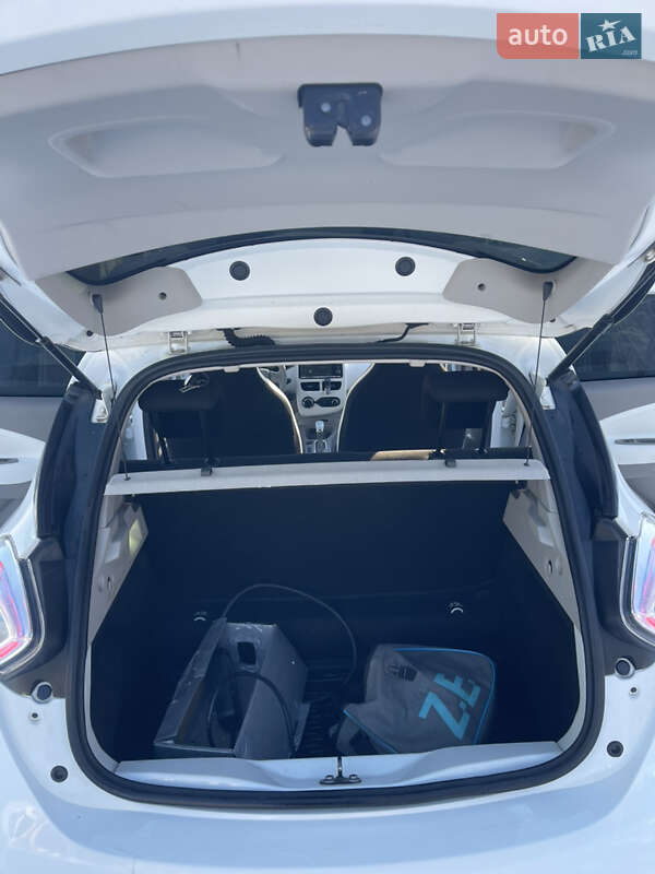 Хэтчбек Renault Zoe 2014 в Ровно фото 11 Хэтчбек Renault Zoe 2014 в Ровно