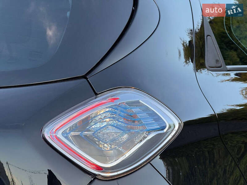 Хэтчбек Renault Zoe 2014 в Стрые фото 27 Хэтчбек Renault Zoe 2014 в Стрые