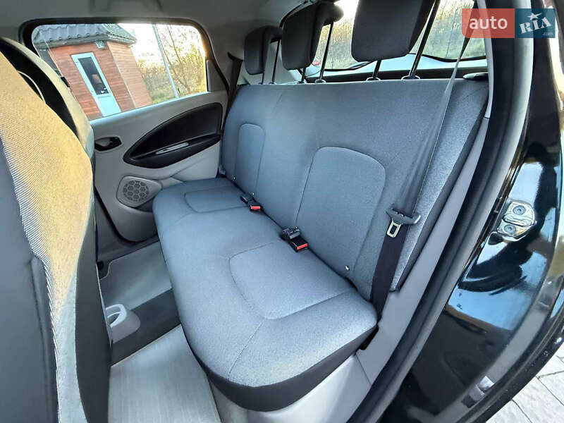 Хэтчбек Renault Zoe 2014 в Стрые фото 42 Хэтчбек Renault Zoe 2014 в Стрые