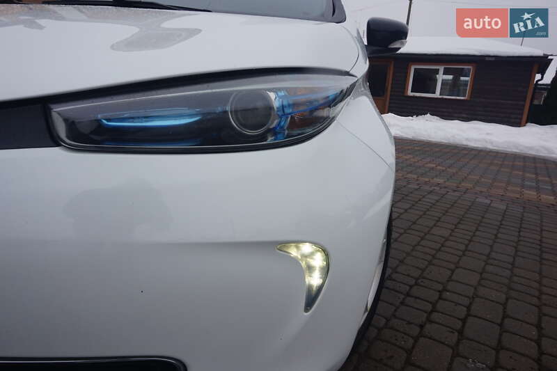 Хэтчбек Renault Zoe 2018 в Самборе