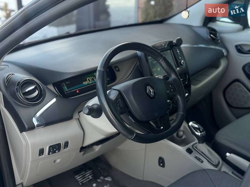 Хэтчбек Renault Zoe 2015 в Ровно