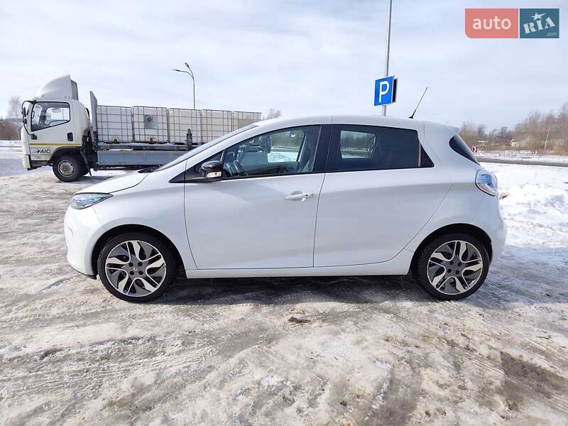 Хэтчбек Renault Zoe 2016 в Львове