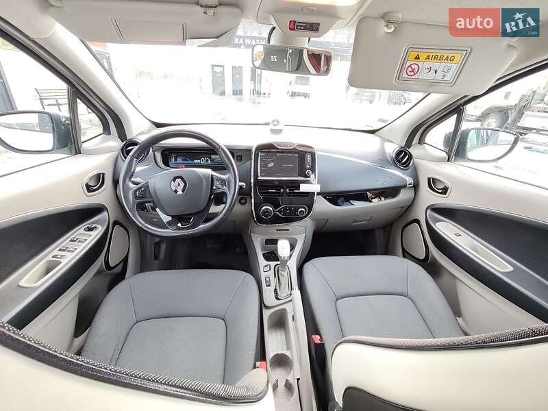 Хэтчбек Renault Zoe 2016 в Львове