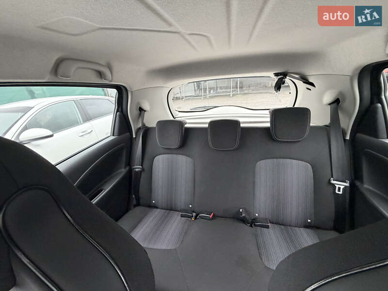 Хэтчбек Renault Zoe 2018 в Одессе фото 20 Хэтчбек Renault Zoe 2018 в Одессе