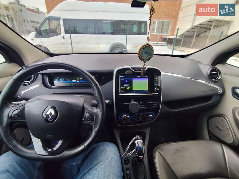 Хетчбек Renault Zoe 2017 в Києві