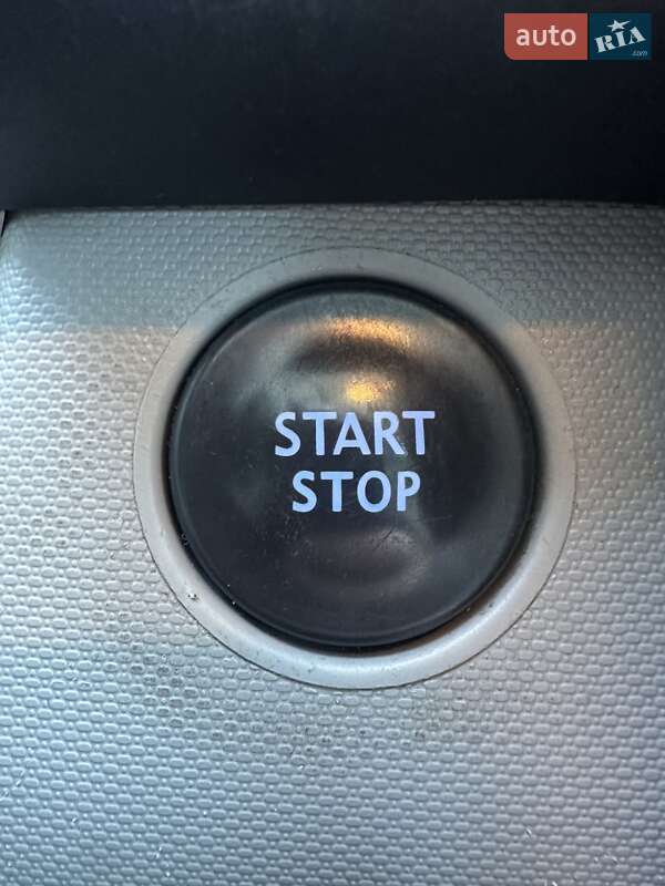 Хетчбек Renault Zoe 2014 в Білогородці фото 33 Хетчбек Renault Zoe 2014 в Білогородці