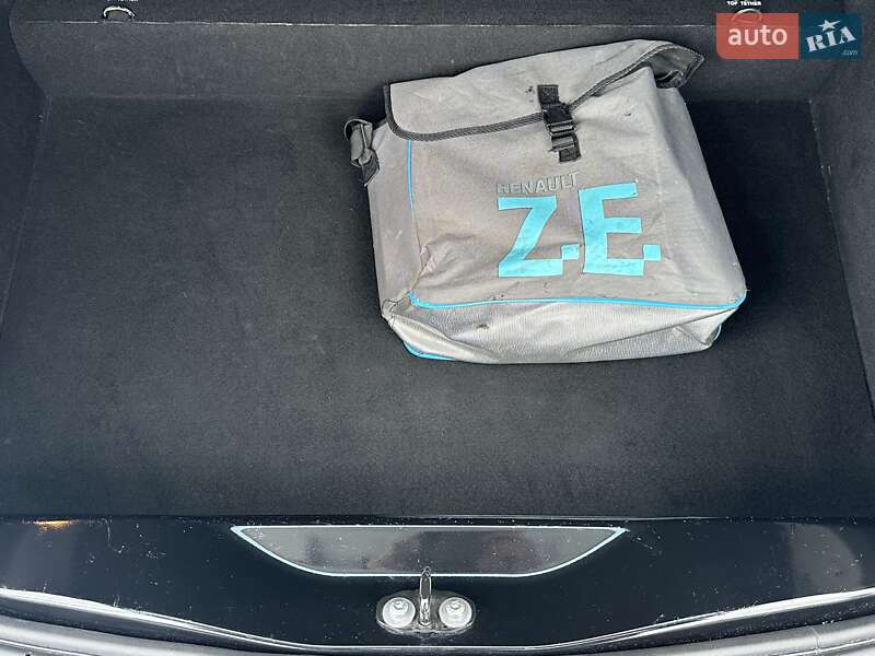 Хэтчбек Renault Zoe 2014 в Ровно фото 115 Хэтчбек Renault Zoe 2014 в Ровно