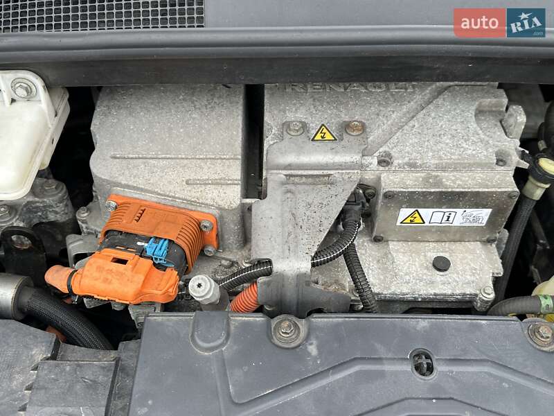 Хэтчбек Renault Zoe 2014 в Ровно фото 125 Хэтчбек Renault Zoe 2014 в Ровно