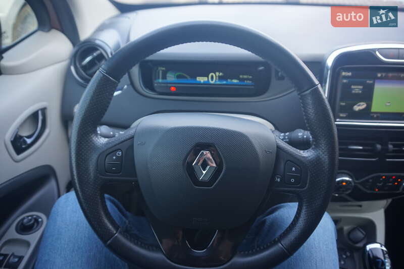 Хэтчбек Renault Zoe 2015 в Самборе фото 29 Хэтчбек Renault Zoe 2015 в Самборе