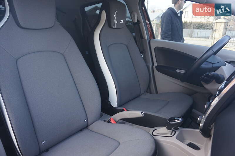 Хэтчбек Renault Zoe 2015 в Самборе фото 39 Хэтчбек Renault Zoe 2015 в Самборе