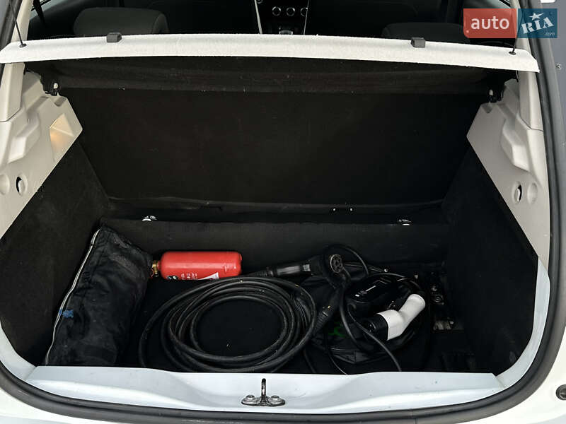 Хетчбек Renault Zoe 2021 в Рівному фото 29 Хетчбек Renault Zoe 2021 в Рівному
