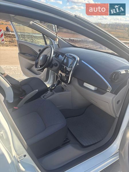 Хэтчбек Renault Zoe 2016 в Хмельницком