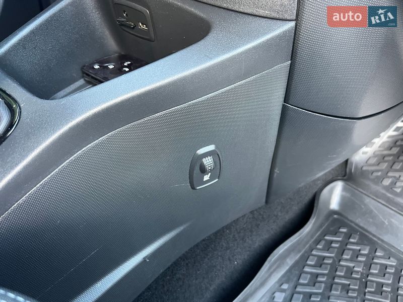 Хэтчбек Renault Zoe 2017 в Ровно