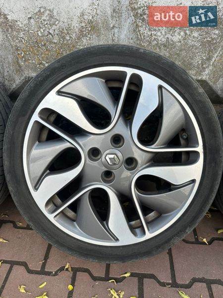 Хэтчбек Renault Zoe 2018 в Луцке